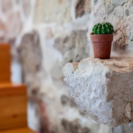 Authentic Stone House Kut Casa de Férias *
