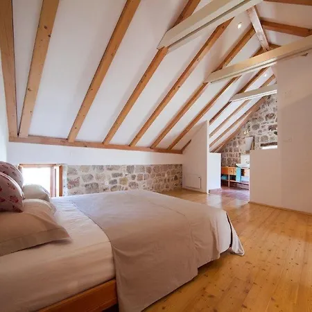 Holiday home Authentic Stone House Kut