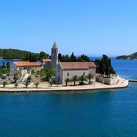 Holiday home Authentic Stone House Kut Vis